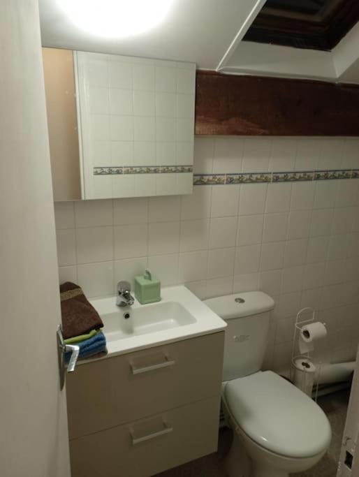 Apartament 3 Pieces Calme, Terrasse Et Parking Prive Courcouronnes Zewnętrze zdjęcie