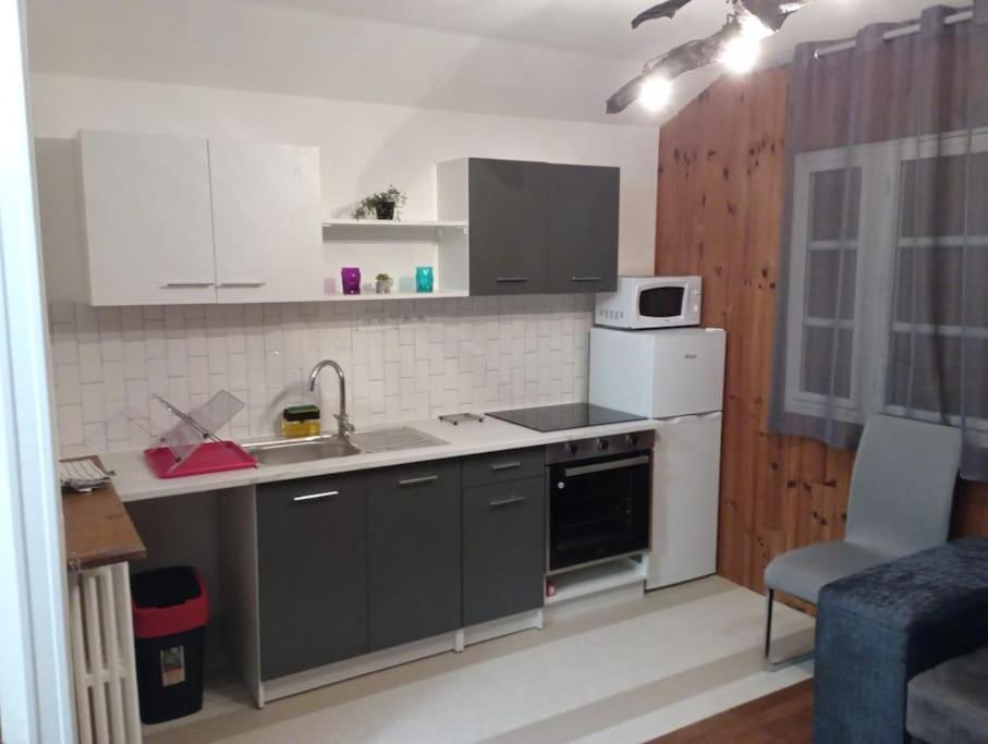 Apartament 3 Pieces Calme, Terrasse Et Parking Prive Courcouronnes Zewnętrze zdjęcie