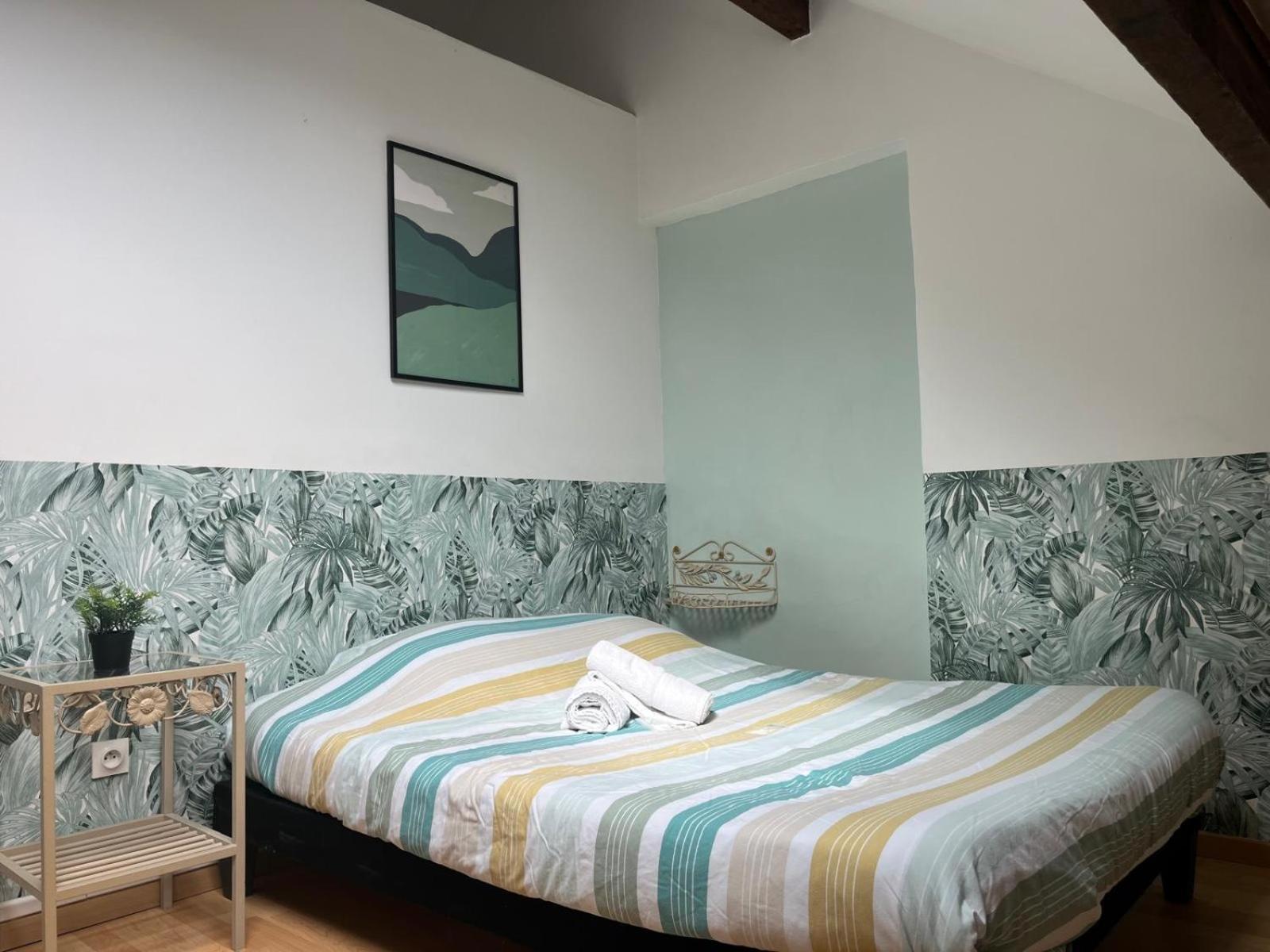 Apartament 3 Pieces Calme, Terrasse Et Parking Prive Courcouronnes Zewnętrze zdjęcie